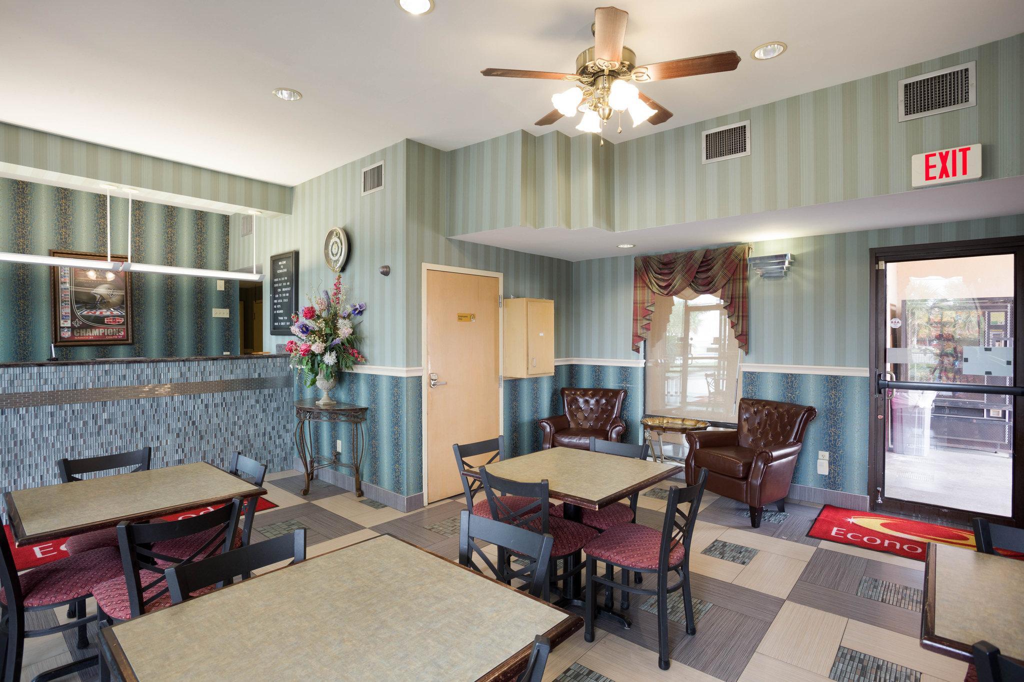 Rodeway Inn & Suites Ню Орлиънс Екстериор снимка