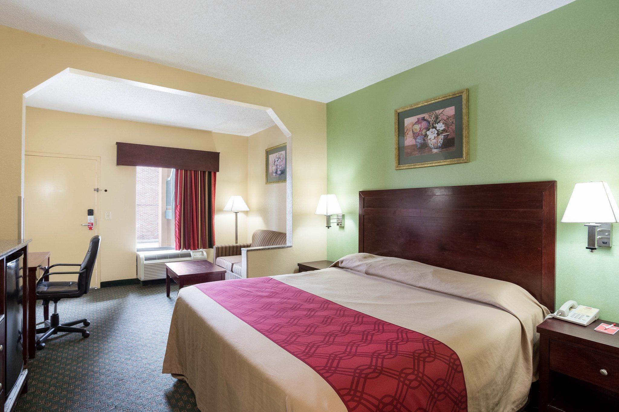 Rodeway Inn & Suites Ню Орлиънс Екстериор снимка